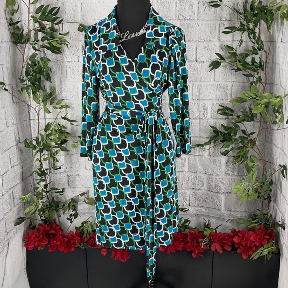 Women’s Dots Classy Multi-Color Wrap Around V-Neck (XL) CD24